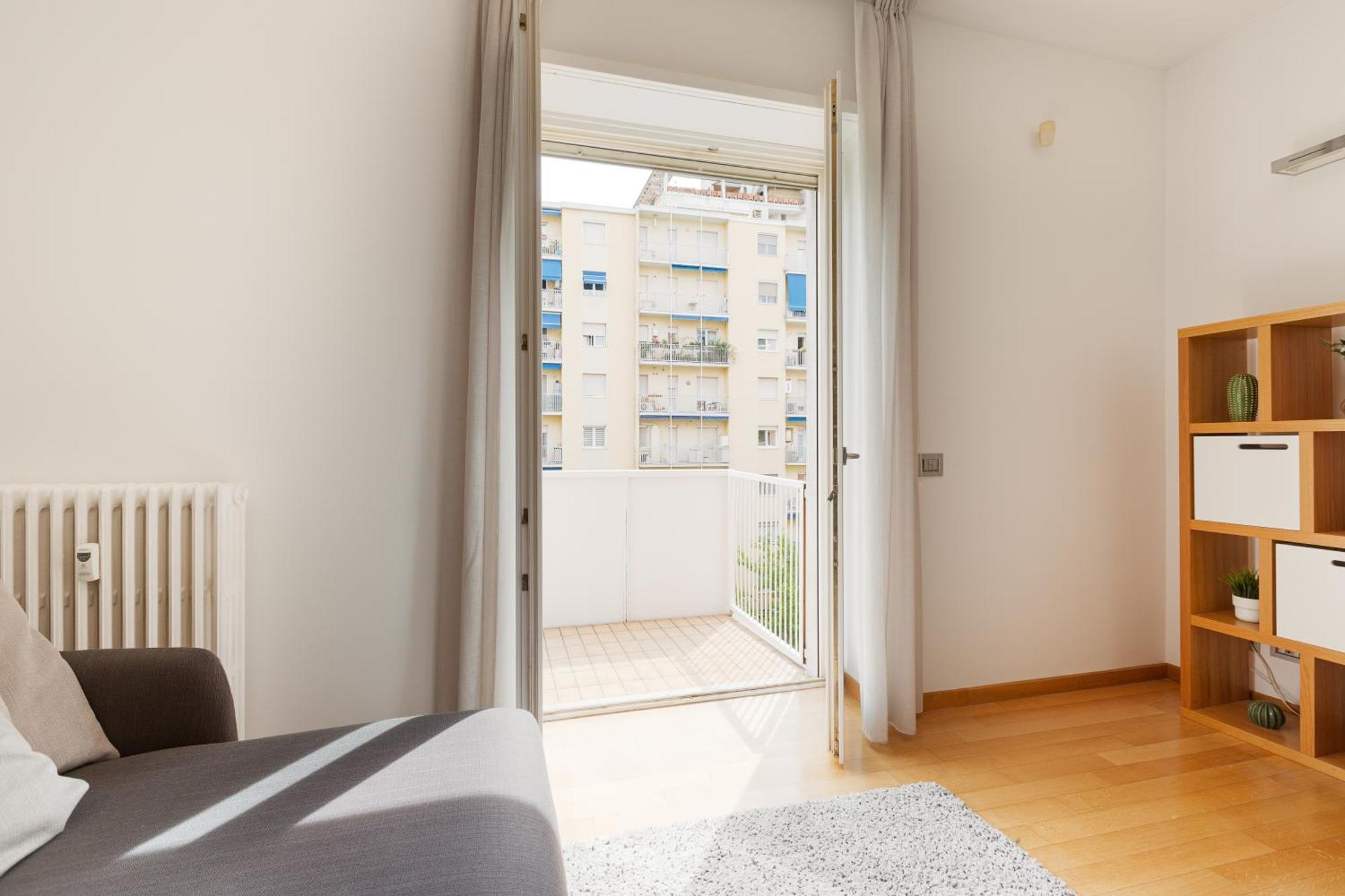 Washington District Cozy With Balcony *
